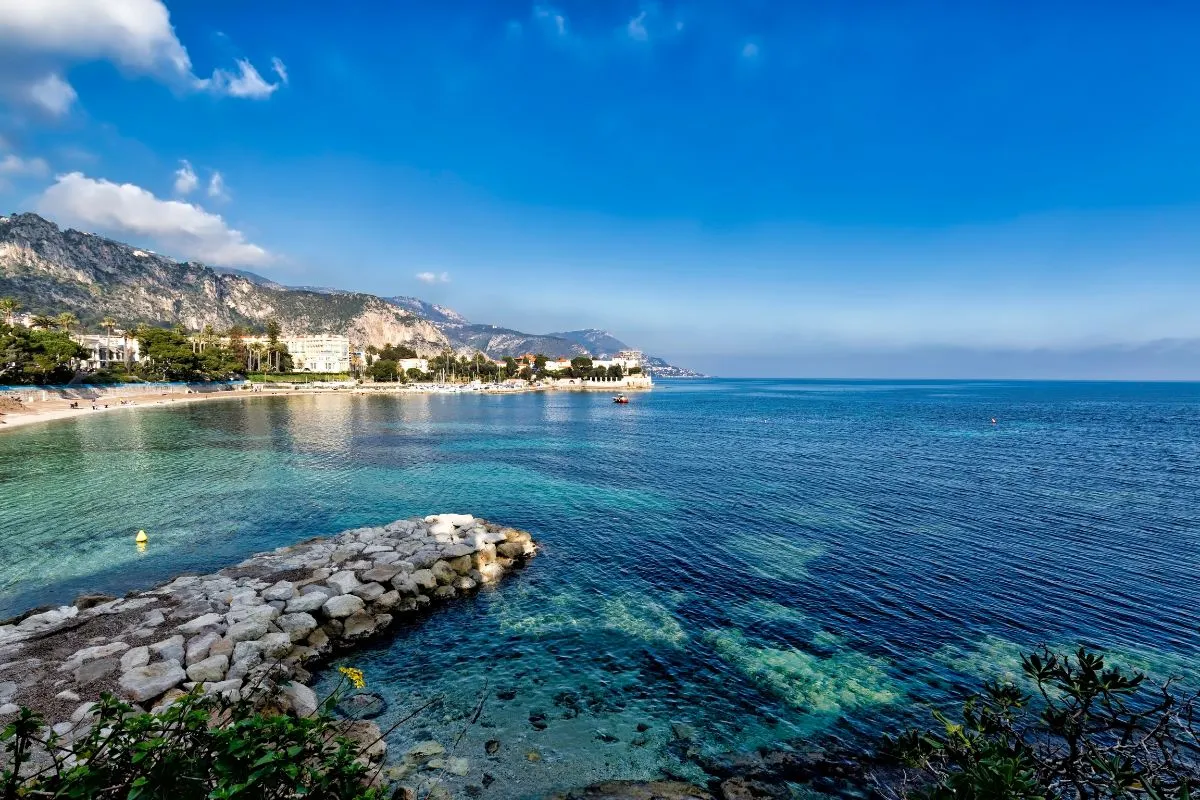 Les plages autorisées aux chiens à Nice et alentours